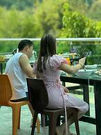 Xaymone Riverside Resort and Restaurant