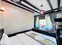 Xaymone Riverside Resort and Restaurant