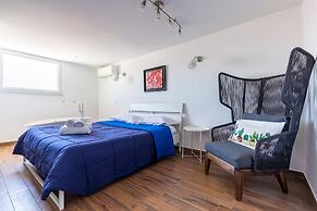 Viewsuvio Terrace at Historical Center