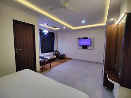 Hotel Mandi Heights - Bar, Fine Dining & Banquet Hall