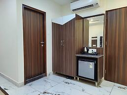 Hotel Mandi Heights - Bar, Fine Dining & Banquet Hall