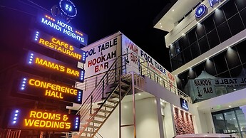 Hotel Mandi Heights - Bar, Fine Dining & Banquet Hall