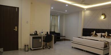 Hotel Mandi Heights - Bar, Fine Dining & Banquet Hall