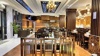 Hotel Mandi Heights - Bar, Fine Dining & Banquet Hall