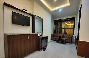 Hotel Mandi Heights - Bar, Fine Dining & Banquet Hall