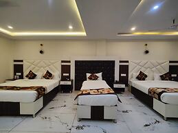 Hotel Mandi Heights - Bar, Fine Dining & Banquet Hall