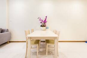 Luxury Landmark - Linh's Apartment