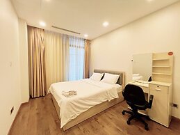 Luxury Landmark - Linh's Apartment