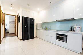Luxury Landmark - Linh's Apartment