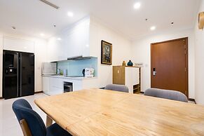 Luxury Landmark - Linh's Apartment
