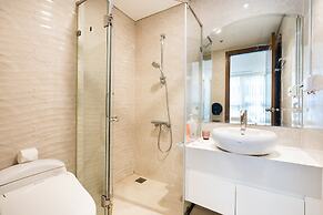 Luxury Landmark - Linh's Apartment