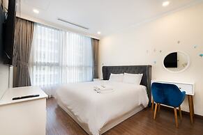 Luxury Landmark - Linh's Apartment