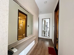 Luxury Landmark - Linh's Apartment