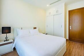 Luxury Landmark - Linh's Apartment