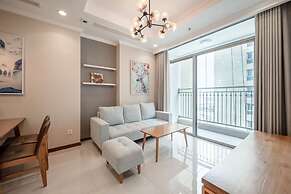 Luxury Landmark - Linh's Apartment