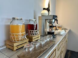 Skymoon Airport Hotel