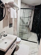 Skymoon Airport Hotel