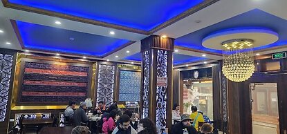 Sharaton Boutique Hotel