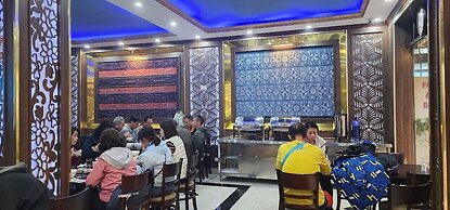 Sharaton Boutique Hotel