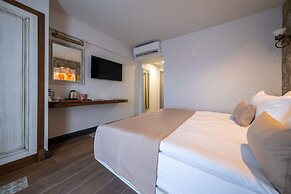 Assos Troy Port Hotel