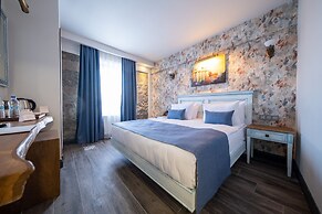 Assos Troy Port Hotel