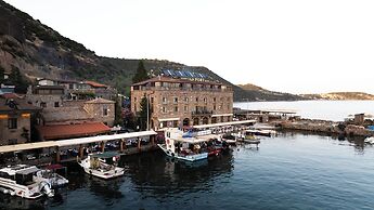 Assos Troy Port Hotel