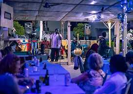 Seaview 1-bed Suite on Cape Point Beach, Bakau