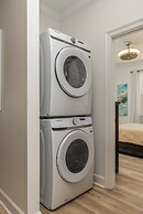 Lemon Breeze - 2521 Bienville 5 Bedroom Home by RedAwning