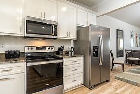 Lemon Breeze - 2521 Bienville 5 Bedroom Home by RedAwning