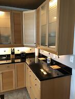 Bay View Bungalow By The Pier 4 Bedroom Home by RedAwning