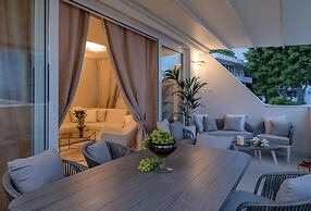 Levelup Apartment Split