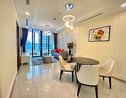 DongDong Skyview APT in Landmark81 Tower