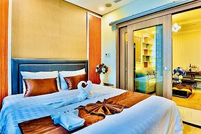 DongDong Skyview APT in Landmark81 Tower