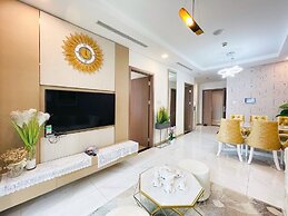 DongDong Skyview APT in Landmark81 Tower