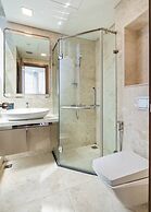 DongDong Skyview APT in Landmark81 Tower