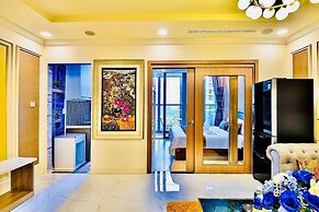 DongDong Skyview APT in Landmark81 Tower