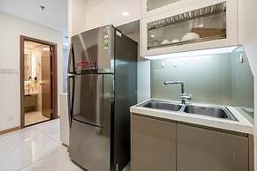 DongDong Skyview APT in Landmark81 Tower