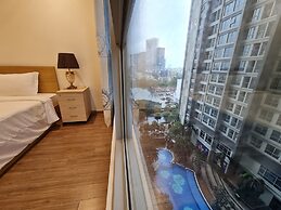 DongDong LUX APT - Vinhomes Central Park