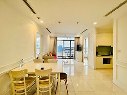 DongDong LUX APT - Vinhomes Central Park