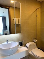 DongDong LUX APT - Vinhomes Central Park