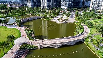 DongDong LUX APT - Vinhomes Central Park