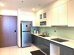 DongDong LUX APT - Vinhomes Central Park