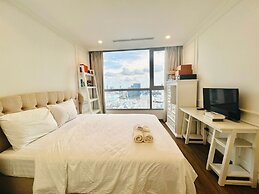 DongDong LUX APT - Vinhomes Central Park