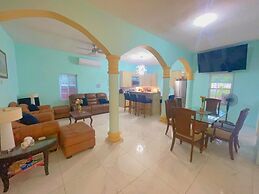 A taste of Jamaica Lavern place