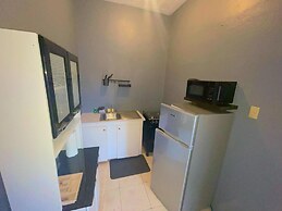 A taste of Jamaica Lavern place