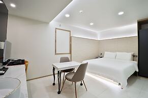 Busan Seomyeon YTT Hotel