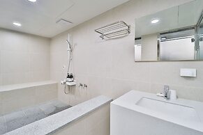 Busan Seomyeon YTT Hotel