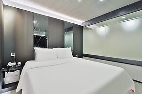 Busan Seomyeon YTT Hotel