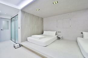 Busan Seomyeon YTT Hotel