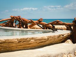 Cabañas Playa Condesa Tulum